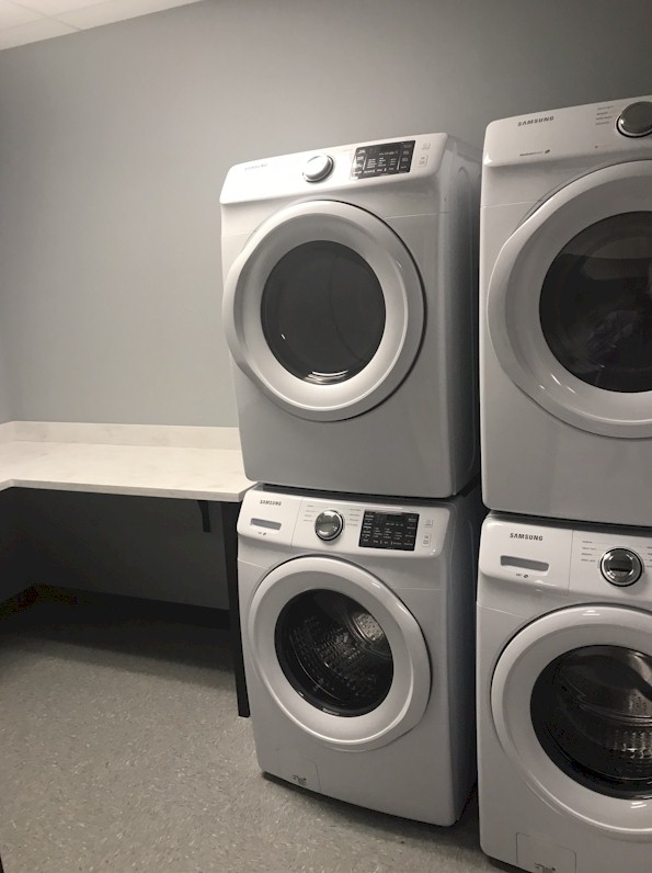 Barr-Nunn Charlotte Laundry Room